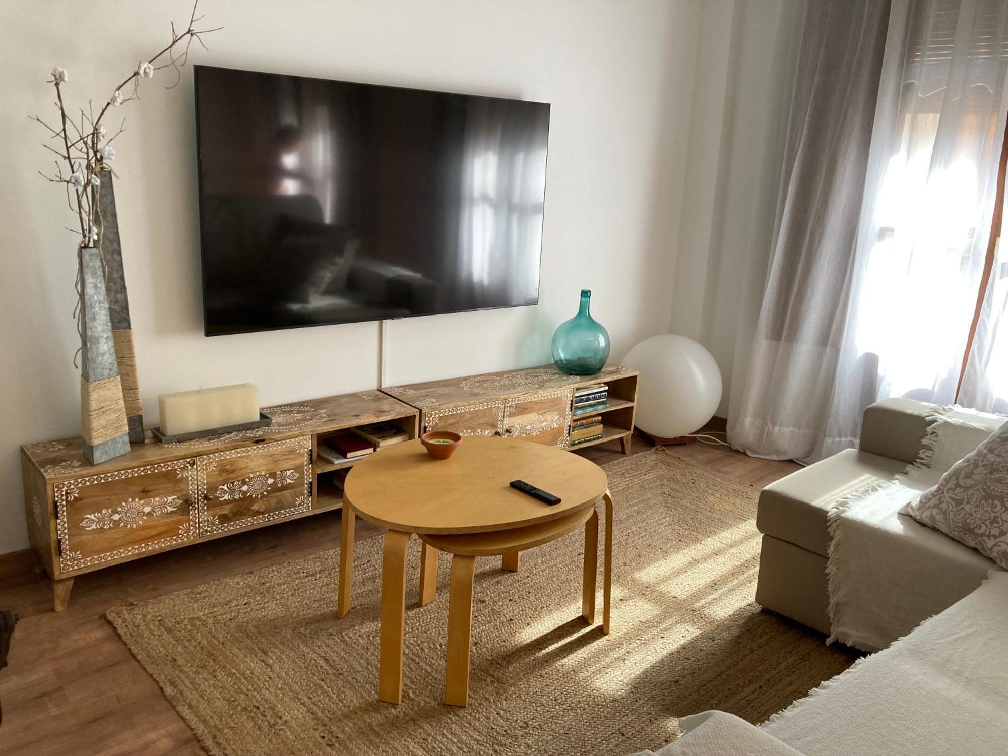Apartamento Centrico, Climatizado Y Totalmente Equipado De 3 Habitaciones Para 6-7 Personas Санта-Колома-де-Фарн Экстерьер фото