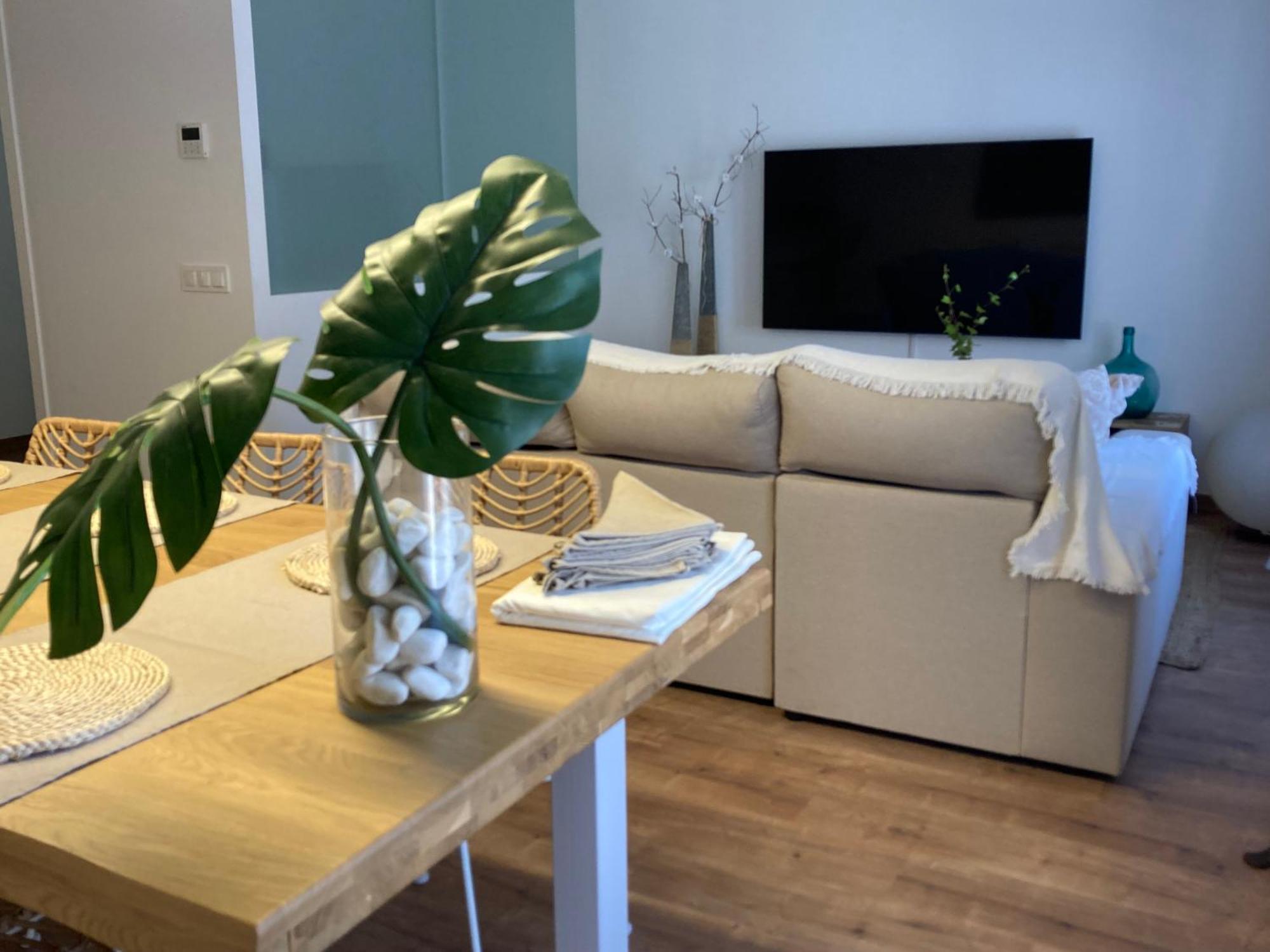 Apartamento Centrico, Climatizado Y Totalmente Equipado De 3 Habitaciones Para 6-7 Personas Санта-Колома-де-Фарн Экстерьер фото